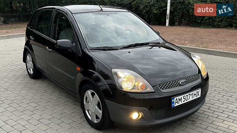 Хэтчбек Ford Fiesta 2007 в Житомире