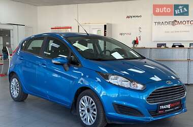 Хэтчбек Ford Fiesta 2015 в Киеве