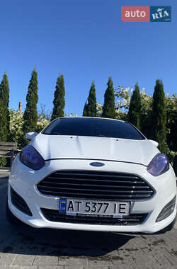 Хэтчбек Ford Fiesta 2014 в 