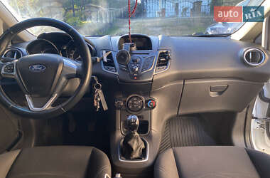 Хэтчбек Ford Fiesta 2014 в 