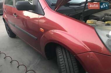 Хэтчбек Ford Fiesta 2007 в 