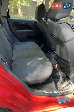 Хэтчбек Ford Fiesta 2007 в 