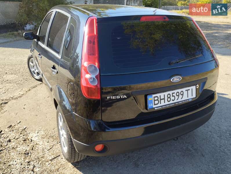 Хэтчбек Ford Fiesta 2008 в Белгороде-Днестровском
