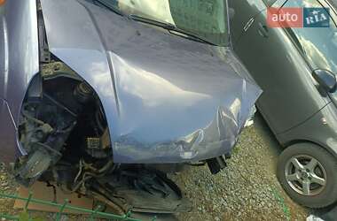 Хэтчбек Ford Fiesta 2006 в 