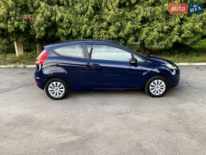 Хэтчбек Ford Fiesta 2012 в Ровно фото 5 Хэтчбек Ford Fiesta 2012 в Ровно