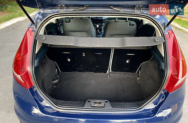 Хэтчбек Ford Fiesta 2012 в 