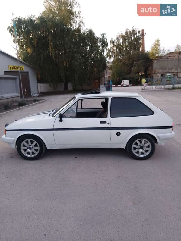 Хетчбек Ford Fiesta 1986 в Тернополі