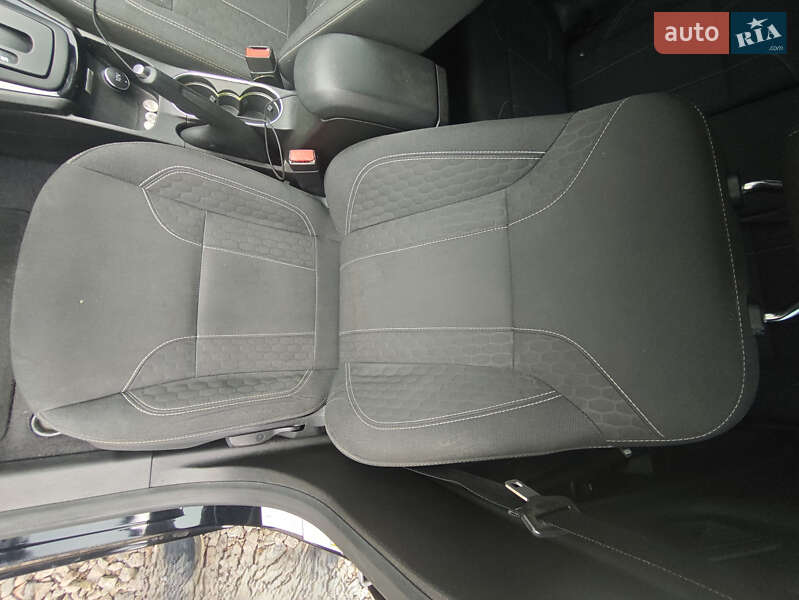 Седан Ford Fiesta 2019 в Киеве