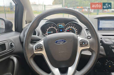 Седан Ford Fiesta 2019 в 