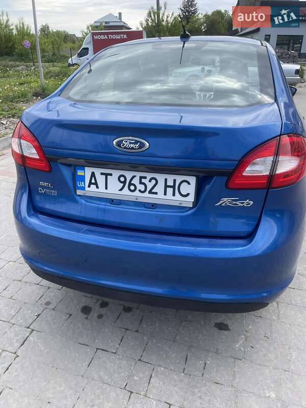 Седан Ford Fiesta 2011 в Ивано-Франковске фото 4 Седан Ford Fiesta 2011 в Ивано-Франковске