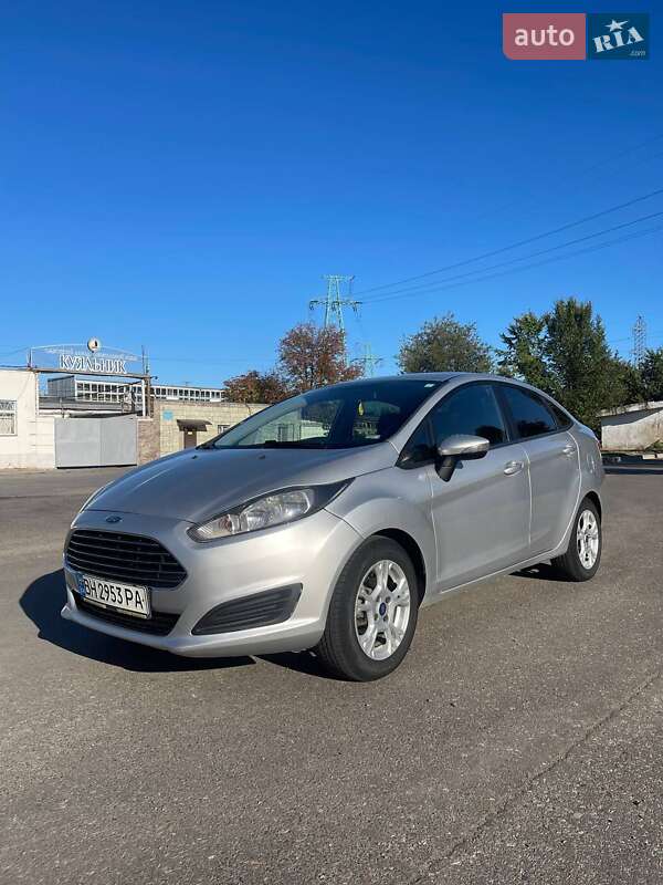Седан Ford Fiesta 2014 в Одессе