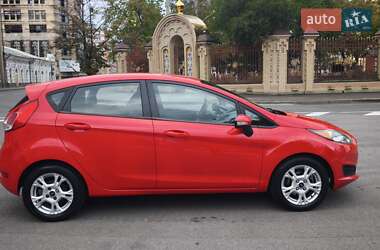 Хэтчбек Ford Fiesta 2014 в 