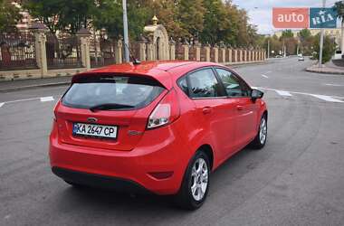 Хэтчбек Ford Fiesta 2014 в 