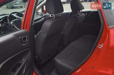 Хэтчбек Ford Fiesta 2014 в 