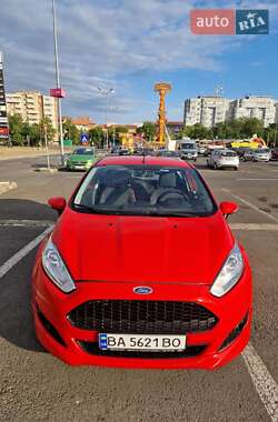 Хэтчбек Ford Fiesta 2013 в 