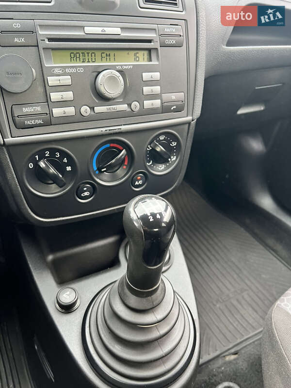 Хэтчбек Ford Fiesta 2007 в Запорожье