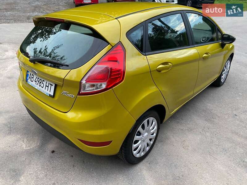 Хэтчбек Ford Fiesta 2013 в Виннице