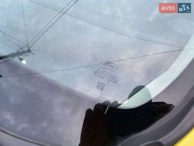 Хэтчбек Ford Fiesta 2013 в Виннице