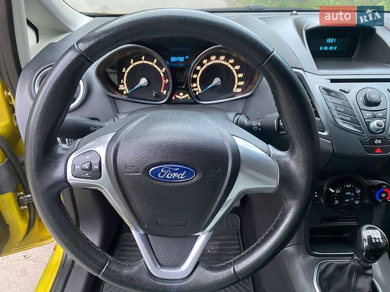 Хэтчбек Ford Fiesta 2013 в Виннице