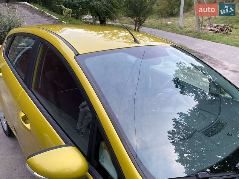 Хэтчбек Ford Fiesta 2013 в Виннице