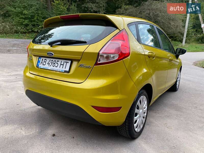 Хэтчбек Ford Fiesta 2013 в Виннице