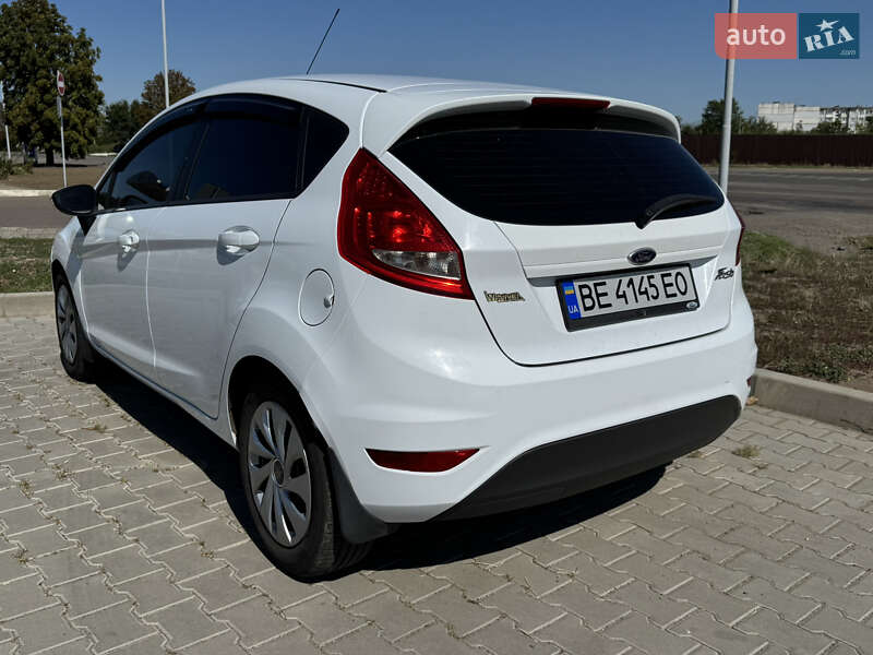 Хэтчбек Ford Fiesta 2012 в Вознесенске
