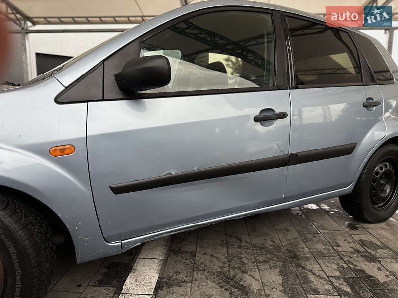 Хэтчбек Ford Fiesta 2005 в Луцке