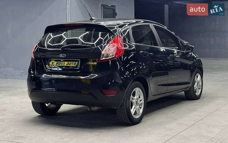 Хэтчбек Ford Fiesta 2017 в Черновцах