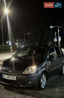 Хэтчбек Ford Fiesta 2006 в Винниках