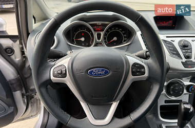Хэтчбек Ford Fiesta 2009 в 