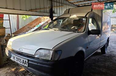 Хэтчбек Ford Fiesta 1993 в 