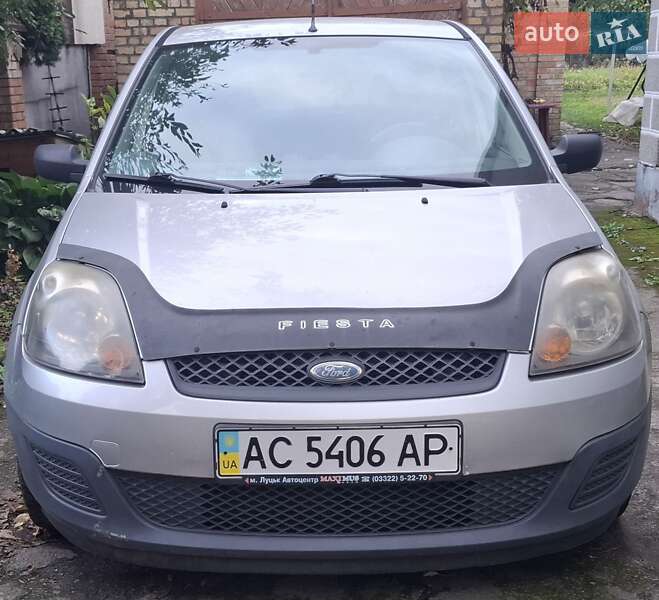 Хетчбек Ford Fiesta 2007 в Луцьку фото 2 Хетчбек Ford Fiesta 2007 в Луцьку
