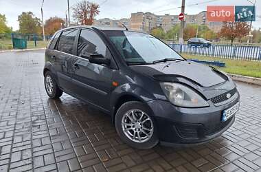 Хэтчбек Ford Fiesta 2007 в 