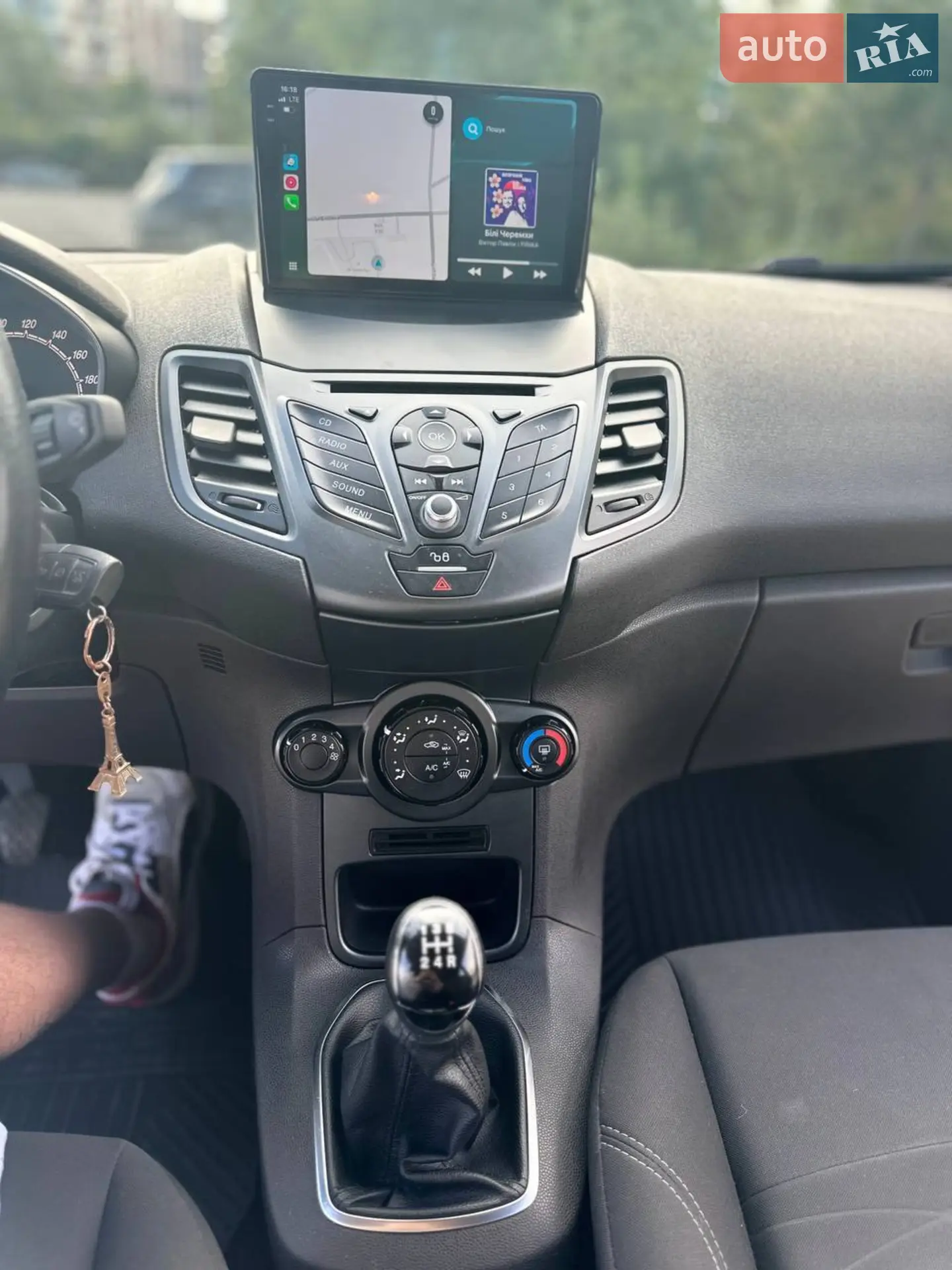 2015 Ford Fiesta - мініатюра 5