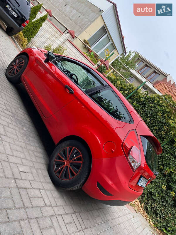 Хэтчбек Ford Fiesta 2013 в Одессе фото 7 Хэтчбек Ford Fiesta 2013 в Одессе