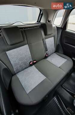 Хэтчбек Ford Fiesta 2008 в 