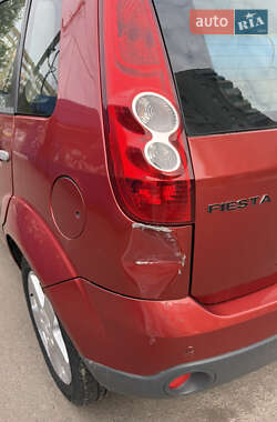 Хэтчбек Ford Fiesta 2008 в 