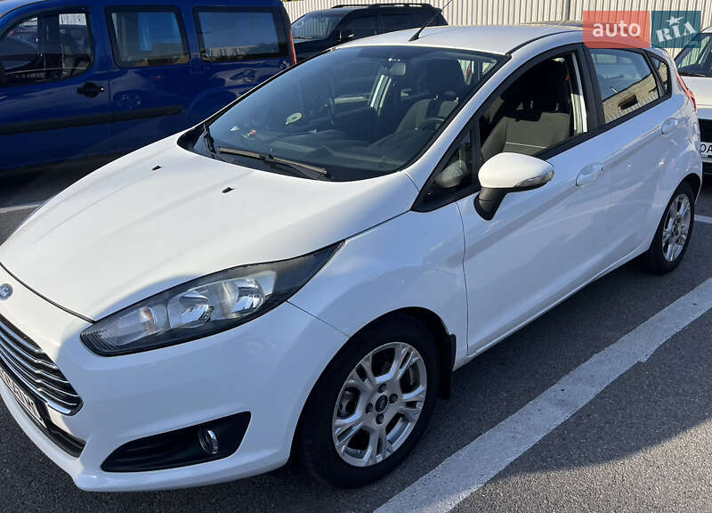 Хэтчбек Ford Fiesta 2013 в Харькове