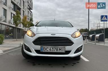 Хэтчбек Ford Fiesta 2013 в 