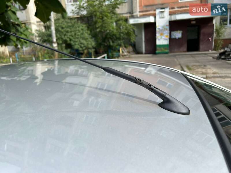 Хэтчбек Ford Fiesta 2006 в Киеве