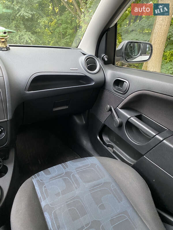Хэтчбек Ford Fiesta 2007 в Львове фото 8 Хэтчбек Ford Fiesta 2007 в Львове