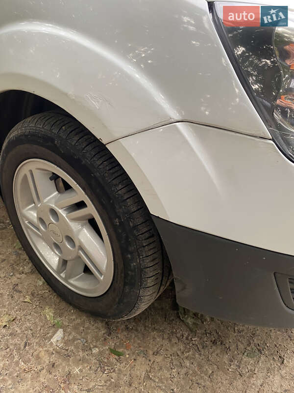 Хэтчбек Ford Fiesta 2007 в Львове фото 21 Хэтчбек Ford Fiesta 2007 в Львове