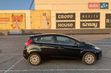 Хэтчбек Ford Fiesta 2014 в 