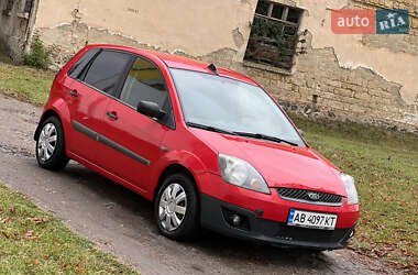 Хэтчбек Ford Fiesta 2007 в 