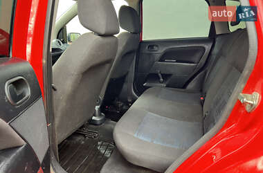 Хэтчбек Ford Fiesta 2007 в 