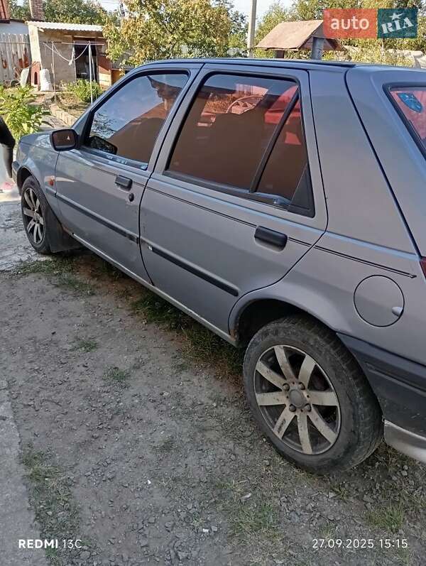 Хэтчбек Ford Fiesta 1995 в Днепре
