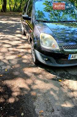 Хэтчбек Ford Fiesta 2008 в Павлограде