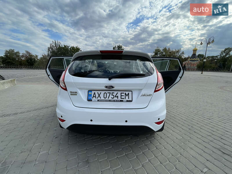 Хэтчбек Ford Fiesta 2016 в Харькове