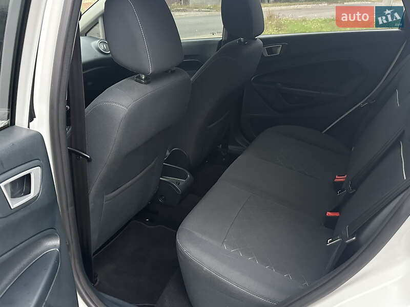 Хэтчбек Ford Fiesta 2011 в Харькове
