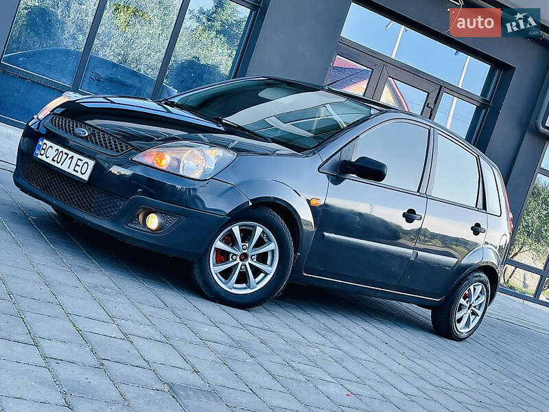 Хэтчбек Ford Fiesta 2007 в Трускавце